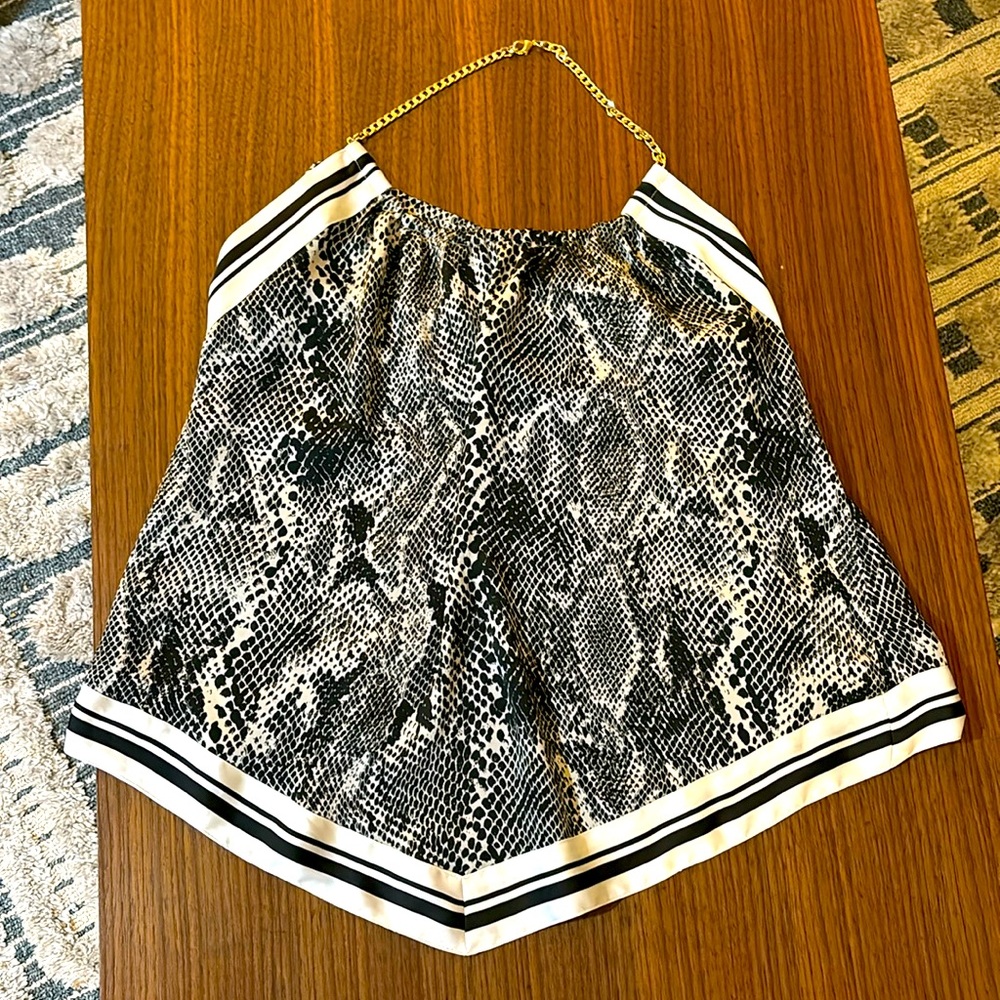 Express black white halter